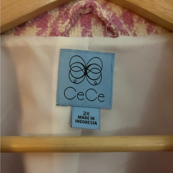 CeCe Pink & Cream Houndstooth Jacket with Crystal Buttons 2X - Picture 3 of 7